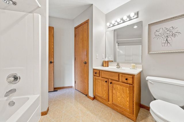 10693 Karston Avenue NE, Albertville, MN 55301