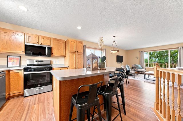 10693 Karston Avenue NE, Albertville, MN 55301