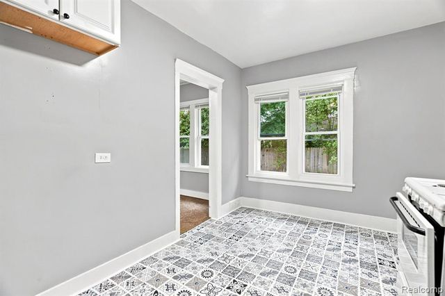 19391 Greeley Street, Highland Park, MI 48203