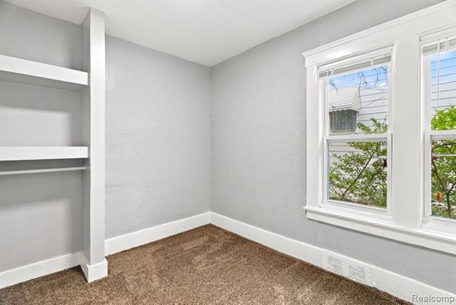 19391 Greeley Street, Highland Park, MI 48203