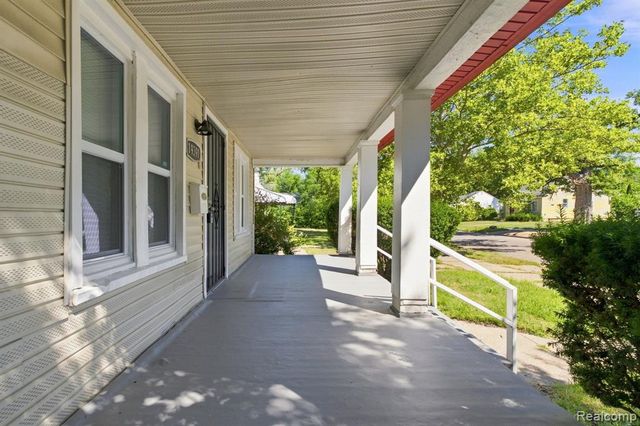 19391 Greeley Street, Highland Park, MI 48203