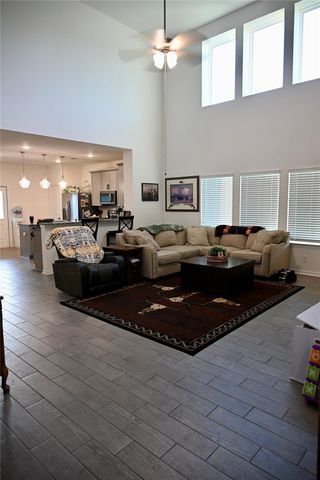 2570 Turberry Drive, West Columbia, TX 77486