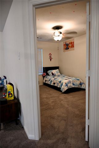 2570 Turberry Drive, West Columbia, TX 77486
