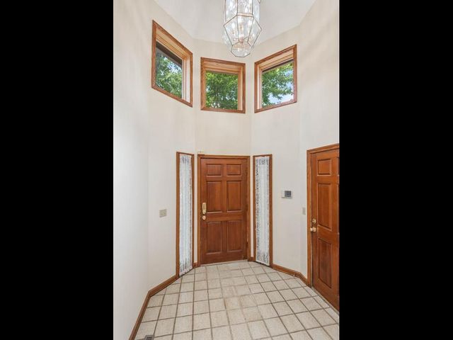 13420 Pennock Avenue, Apple Valley, MN 55124