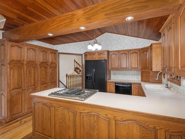 13420 Pennock Avenue, Apple Valley, MN 55124