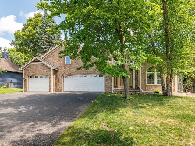 13420 Pennock Avenue, Apple Valley, MN 55124