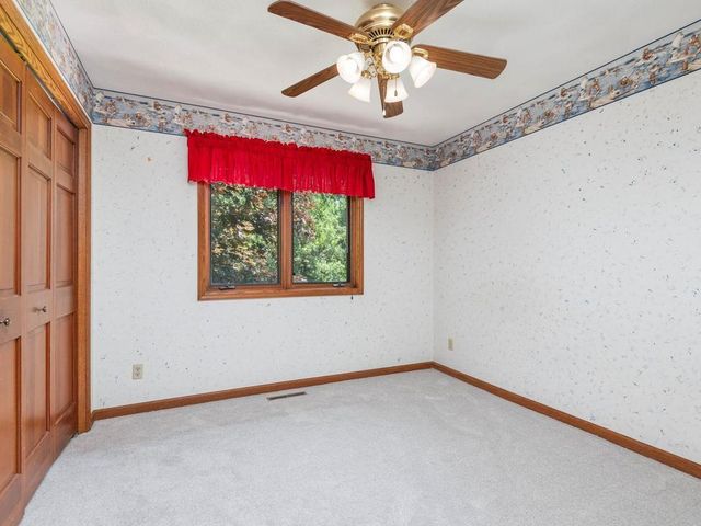 13420 Pennock Avenue, Apple Valley, MN 55124