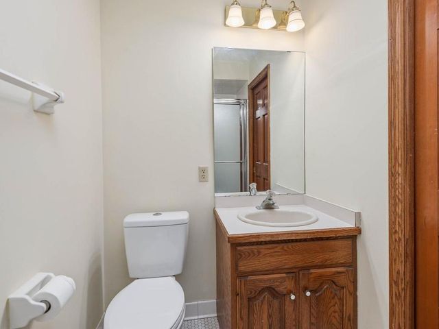 13420 Pennock Avenue, Apple Valley, MN 55124