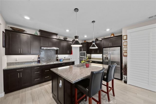 27105 Yearling, Saugus, CA 91350