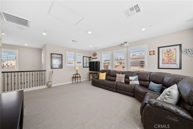 27105 Yearling, Saugus, CA 91350