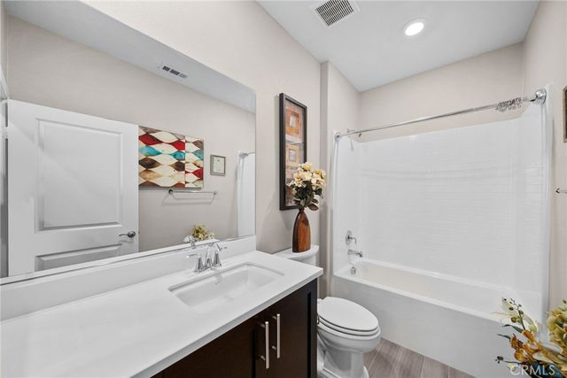 27105 Yearling, Saugus, CA 91350