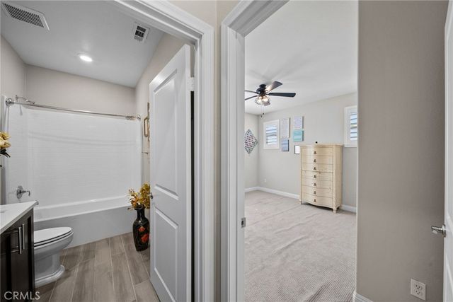 27105 Yearling, Saugus, CA 91350