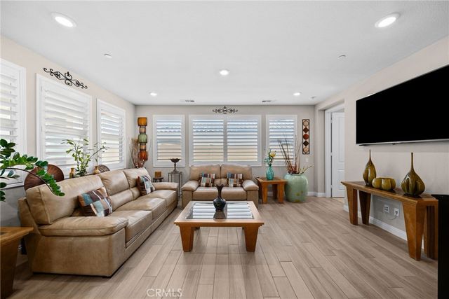 27105 Yearling, Saugus, CA 91350