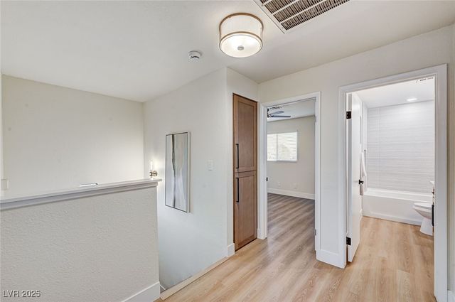 3948 Cobble Creek Court, Las Vegas, NV 89108