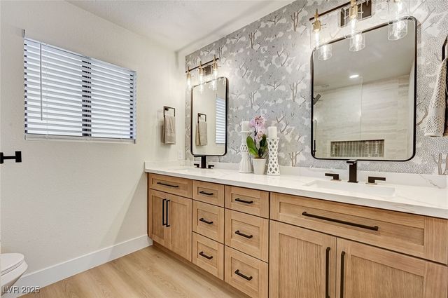 3948 Cobble Creek Court, Las Vegas, NV 89108