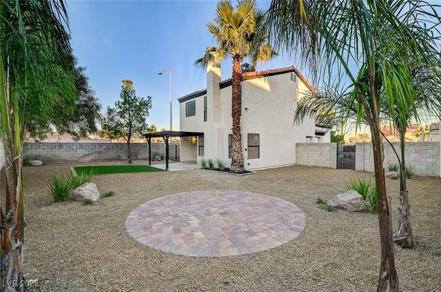 3948 Cobble Creek Court, Las Vegas, NV 89108