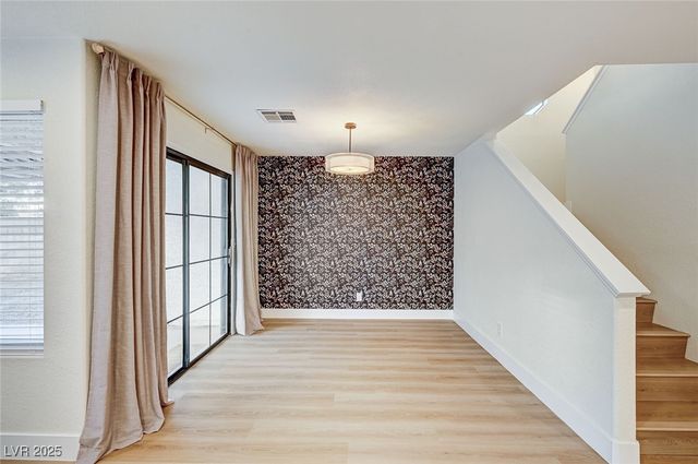 3948 Cobble Creek Court, Las Vegas, NV 89108