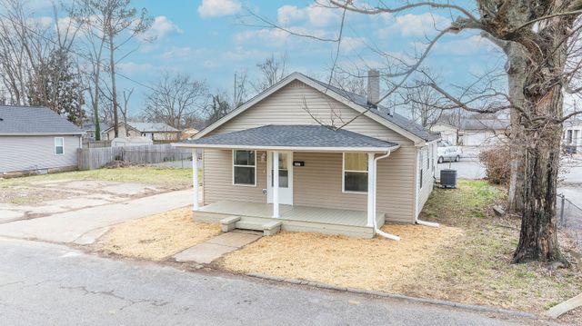 807 Maple Ct, Hopkinsville, KY 42240