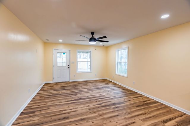 807 Maple Ct, Hopkinsville, KY 42240