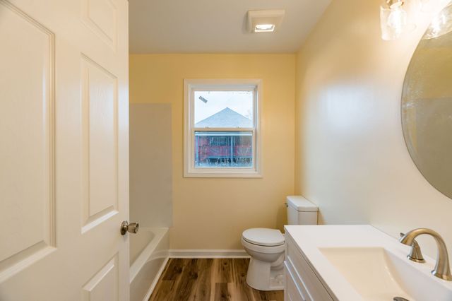 807 Maple Ct, Hopkinsville, KY 42240