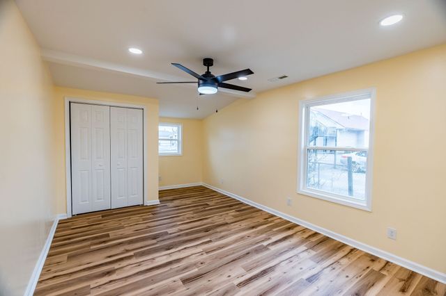 807 Maple Ct, Hopkinsville, KY 42240