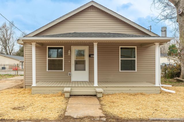 807 Maple Ct, Hopkinsville, KY 42240