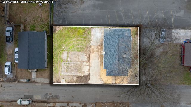 807 Maple Ct, Hopkinsville, KY 42240