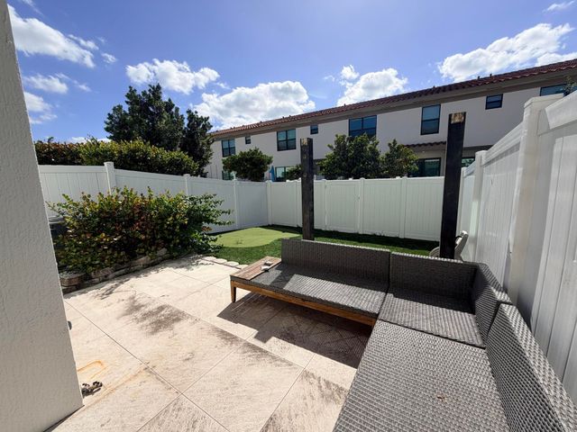 4311 Bradbury Court, Riviera Beach, FL 33410