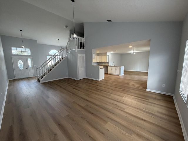 6812 MOORHEN CIRCLE, Orlando, FL 32810