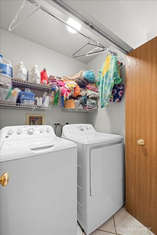 1115 Apple Hill Court, Elgin, IL 60120