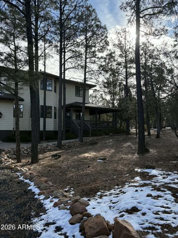 2237 W COUNTRY CLUB Drive, Overgaard, AZ 85933