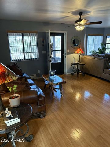 2237 W COUNTRY CLUB Drive, Overgaard, AZ 85933