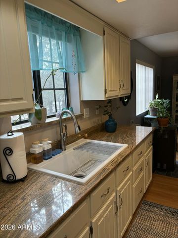 2237 W COUNTRY CLUB Drive, Overgaard, AZ 85933