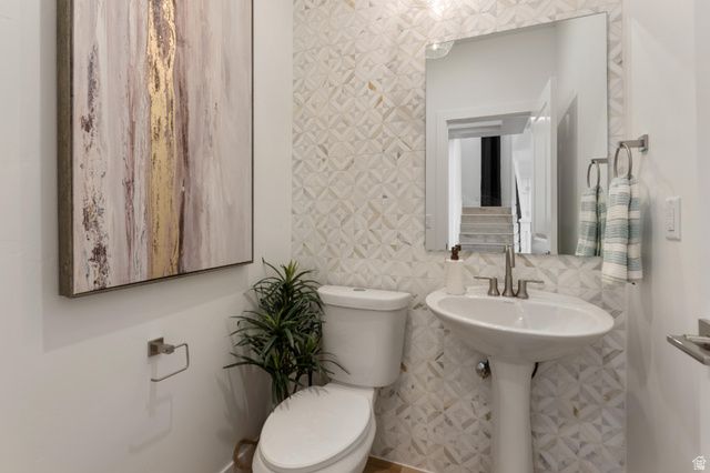 528 W GREEN MOUNTAIN DR, St. George, UT 84790