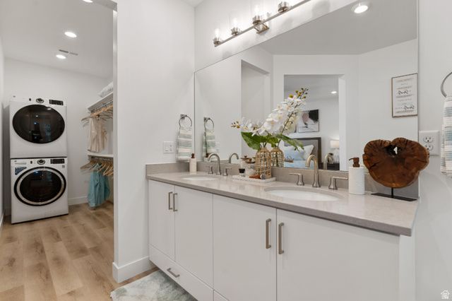 528 W GREEN MOUNTAIN DR, St. George, UT 84790