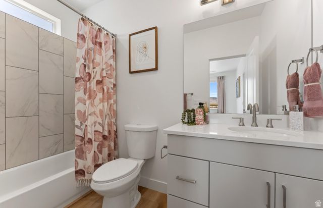 528 W GREEN MOUNTAIN DR, St. George, UT 84790