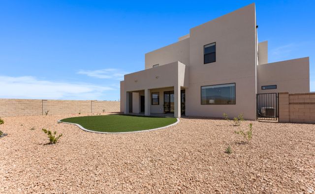 528 W GREEN MOUNTAIN DR, St. George, UT 84790