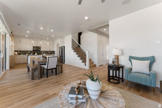 528 W GREEN MOUNTAIN DR, St. George, UT 84790