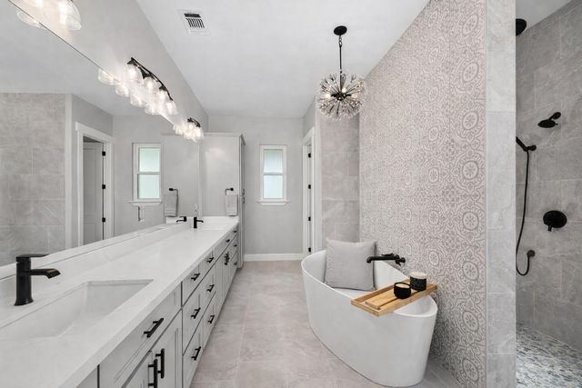 1507 Smith Rau Rd, Columbus, TX 78934