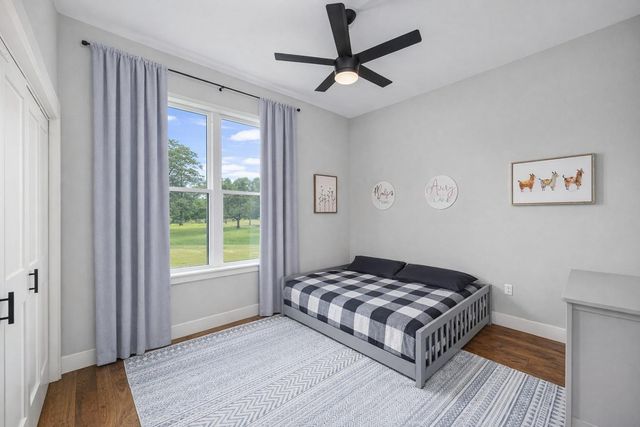 1507 Smith Rau Rd, Columbus, TX 78934