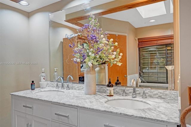 20975 SW 264th St, Homestead, FL 33031