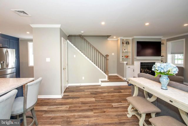 298 SUMMIT AVE, Conshohocken, PA 19428