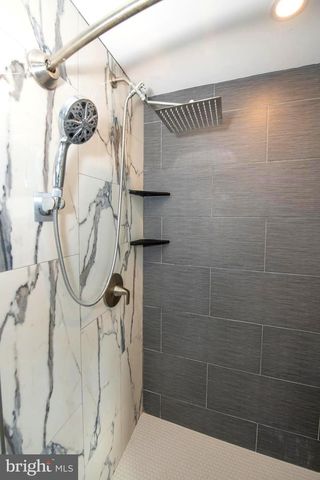 298 SUMMIT AVE, Conshohocken, PA 19428