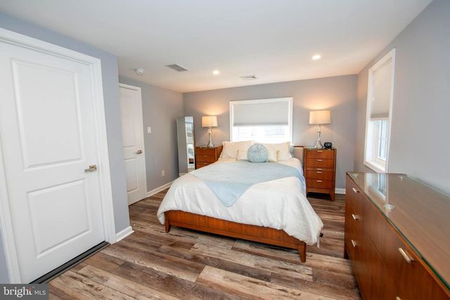 298 SUMMIT AVE, Conshohocken, PA 19428