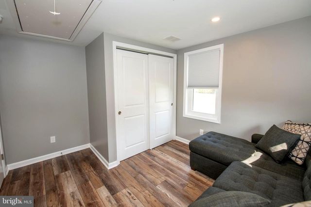 298 SUMMIT AVE, Conshohocken, PA 19428