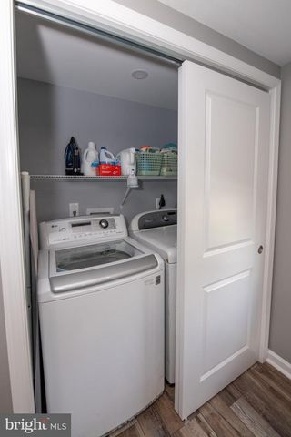 298 SUMMIT AVE, Conshohocken, PA 19428