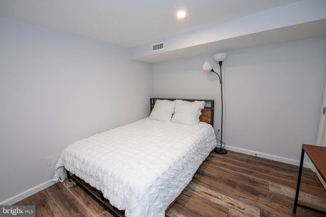 298 SUMMIT AVE, Conshohocken, PA 19428