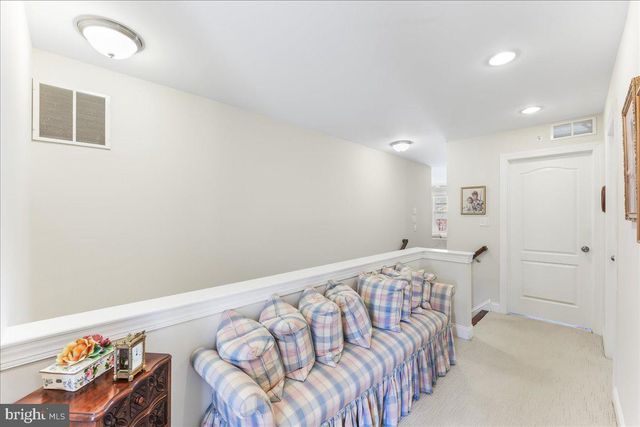 117 ELTON FARM CIR, Glen Mills, PA 19342