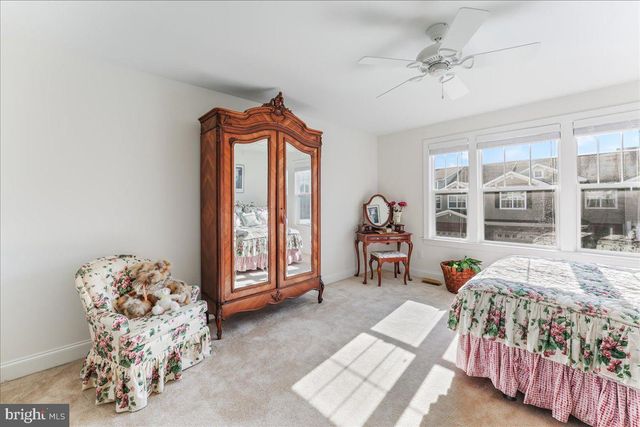 117 ELTON FARM CIR, Glen Mills, PA 19342