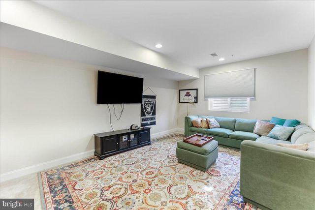 117 ELTON FARM CIR, Glen Mills, PA 19342